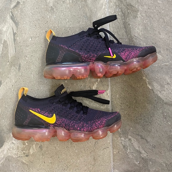 Nike Air Vapormax Flyknit 2 Women's 6.5 Pink Blast - Picture 5 of 9